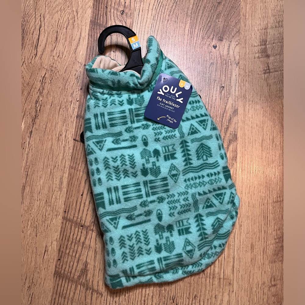 Youly Dog Jacket Size S/M NWT